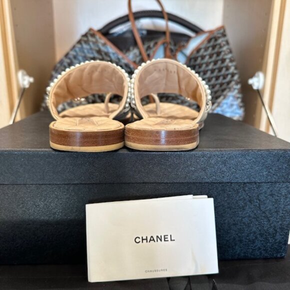 Chanel Interlocking CC Logo Leather Slides Women's Size 38 - Picture 7 of 12